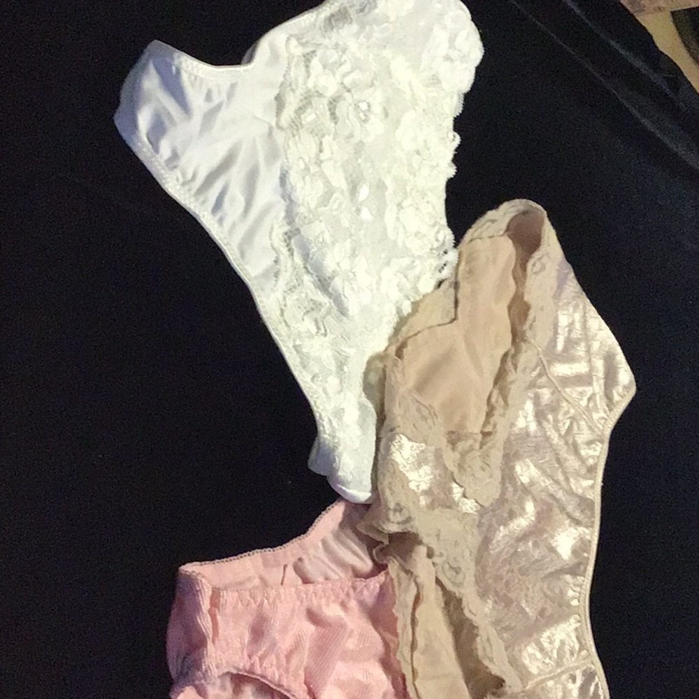 Five pair of fancie panties..